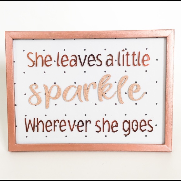 Meet your Posher, Amanda - Picture 3 of 5